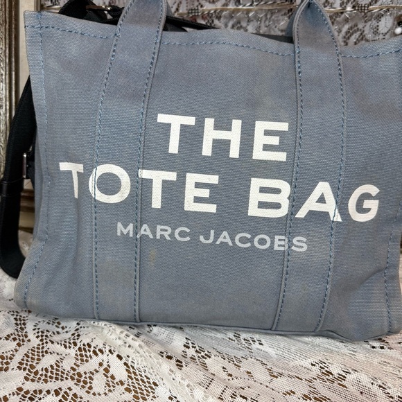 Marc Jacobs Medium Light Blue Tote Bag - Picture 3 of 16